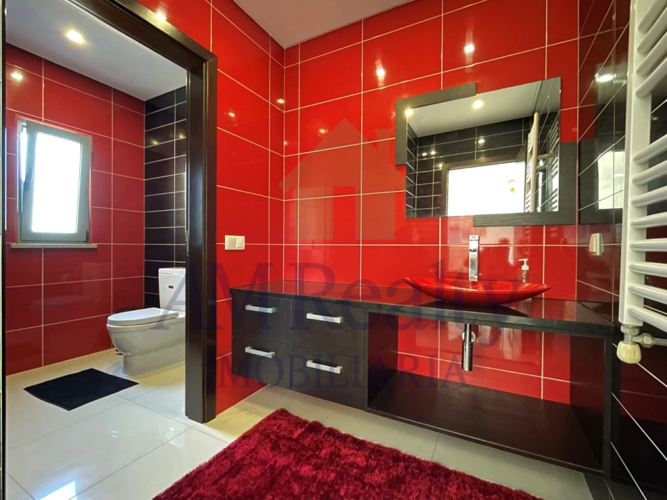 Moradia T4 para Venda em Atouguia da Baleia Foto 42