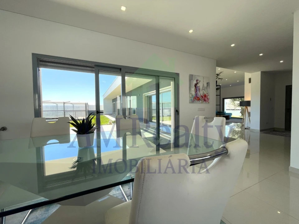 Moradia T4 para Venda em Atouguia da Baleia Foto 49