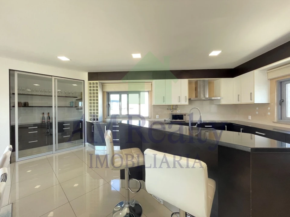 Moradia T4 para Venda em Atouguia da Baleia Foto 50