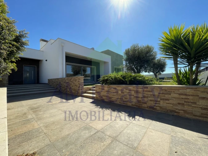 Moradia T4 para Venda em Atouguia da Baleia Foto 6