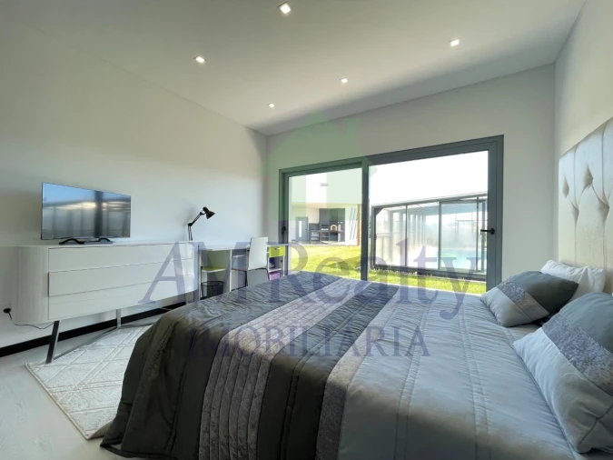 Moradia T4 para Venda em Atouguia da Baleia Foto 29