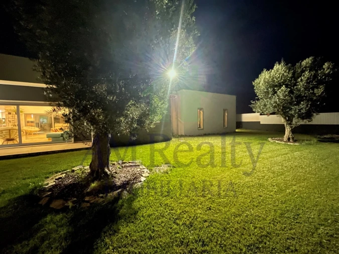 Moradia T4 para Venda em Atouguia da Baleia Foto 10