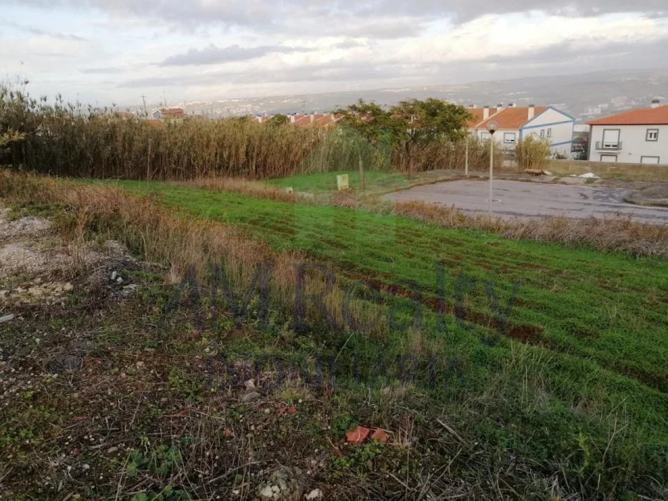 Terreno para Venda em Lourinhã e Atalaia Foto 1