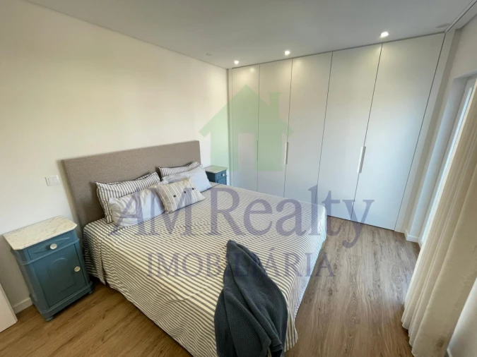 Apartamento T2 para Venda em Bombarral e Vale Covo Foto 8