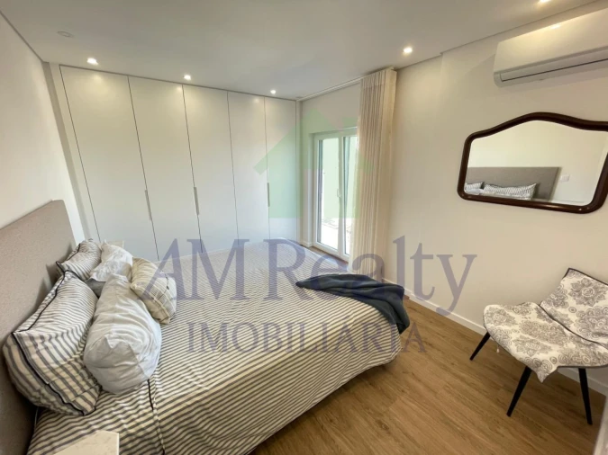 Apartamento T2 para Venda em Bombarral e Vale Covo Foto 9