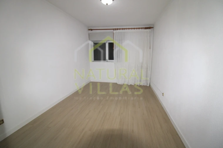 Apartamento T3 para Venda em Faro (Sé e São Pedro) Foto 7