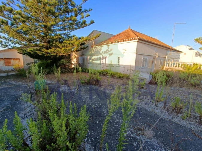 Moradia para Venda em Atouguia da Baleia Foto 6