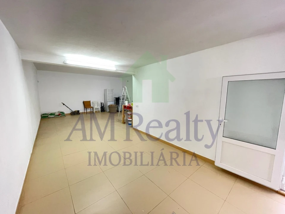 Moradia T6 para Venda em Atouguia da Baleia Foto 22