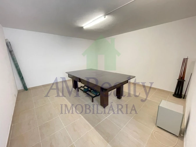 Moradia T6 para Venda em Atouguia da Baleia Foto 28