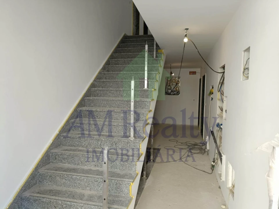 Apartamento T3 para Venda em Ferrel Foto 9