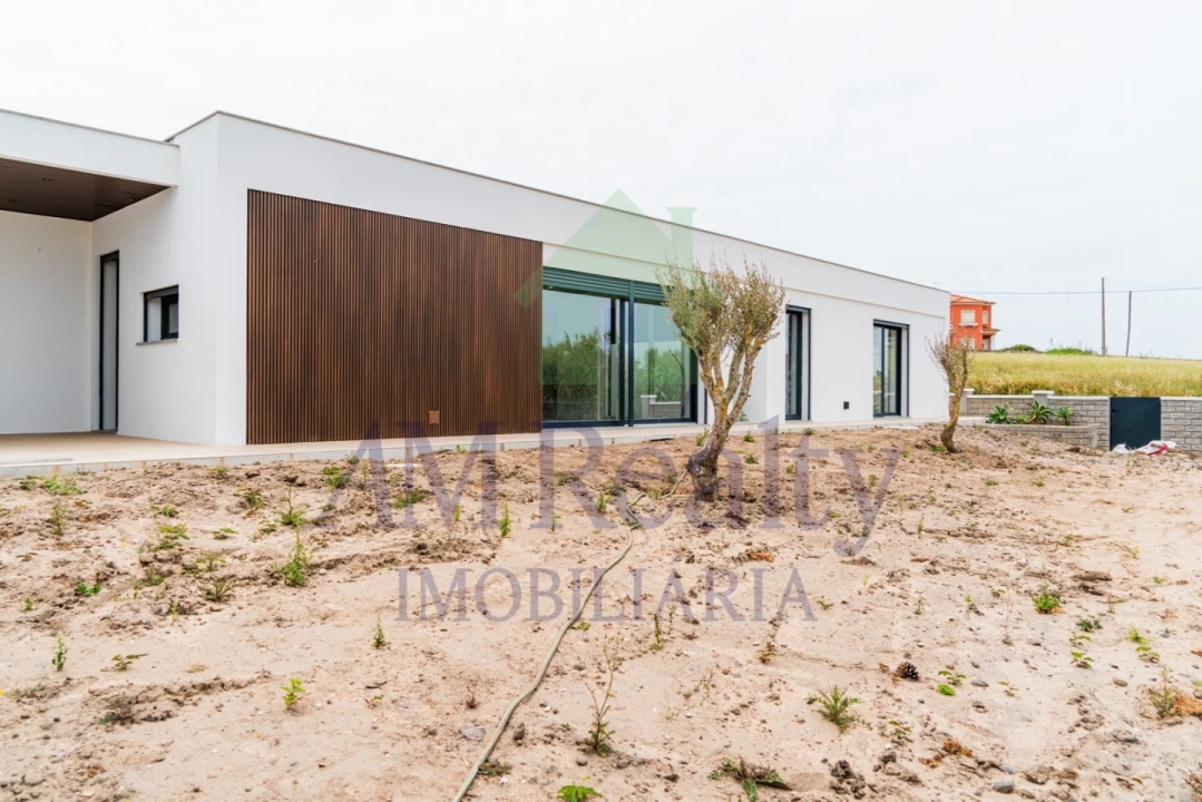 Moradia T3 para Venda em Lourinhã e Atalaia Foto 4