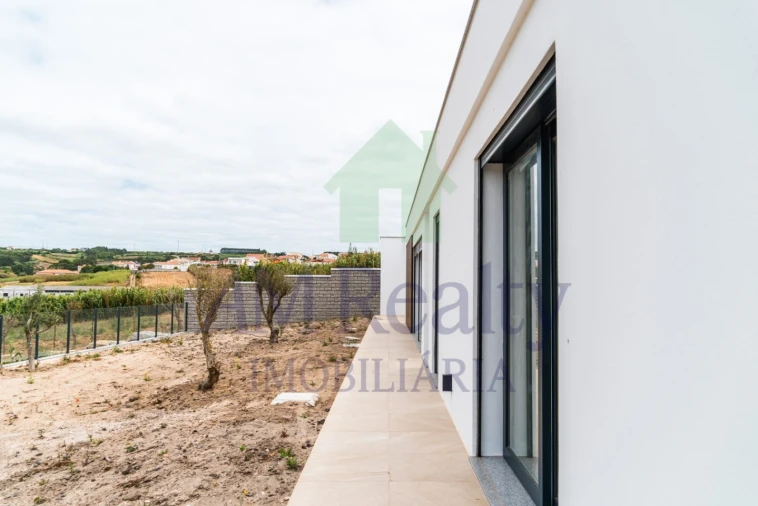 Moradia T3 para Venda em Lourinhã e Atalaia Foto 7