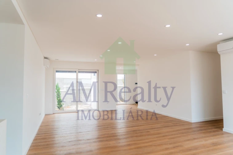 Moradia T3 para Venda em Lourinhã e Atalaia Foto 11