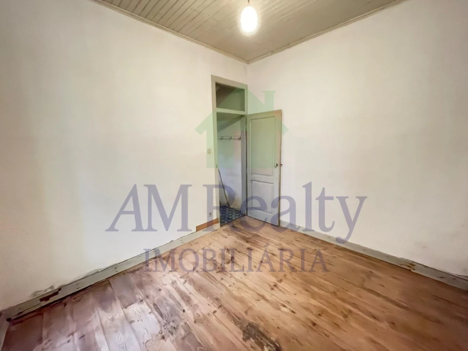 Moradia T3 para Venda em Atouguia da Baleia Foto 9