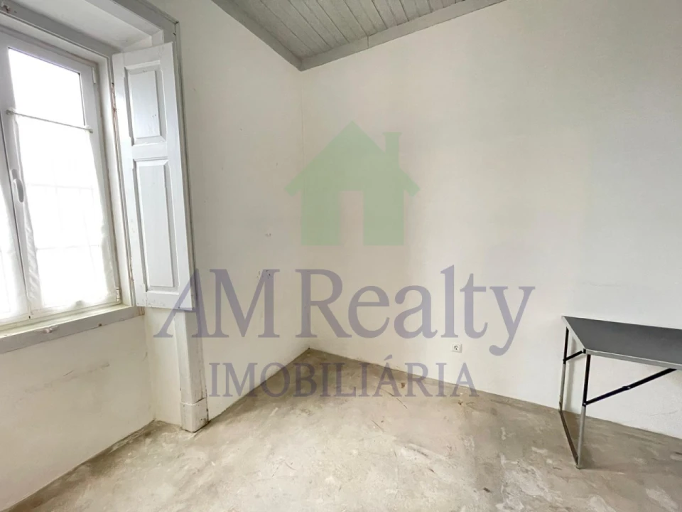 Moradia T3 para Venda em Atouguia da Baleia Foto 12