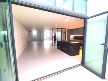 Apartamento T5 para Venda em Belém