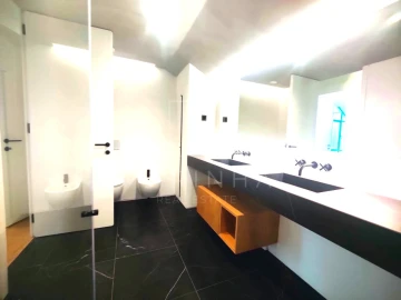Apartamento T5 para Venda em Belém