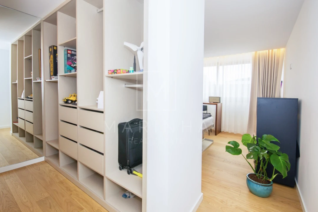 Moradia T5 para Venda em Santa Maria e São Miguel, São Martinho, São Pedro Penaferrim Foto 24