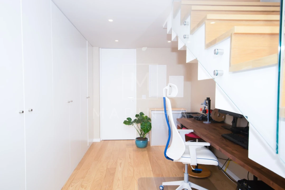 Moradia T5 para Venda em Santa Maria e São Miguel, São Martinho, São Pedro Penaferrim Foto 28