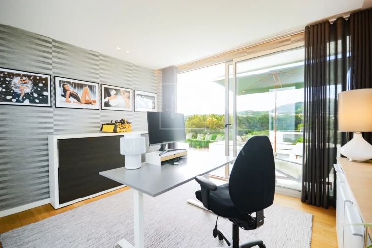 Moradia T5 para Venda em Santa Maria e São Miguel, São Martinho, São Pedro Penaferrim Foto 19