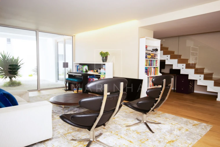 Moradia T5 para Venda em Santa Maria e São Miguel, São Martinho, São Pedro Penaferrim Foto 29