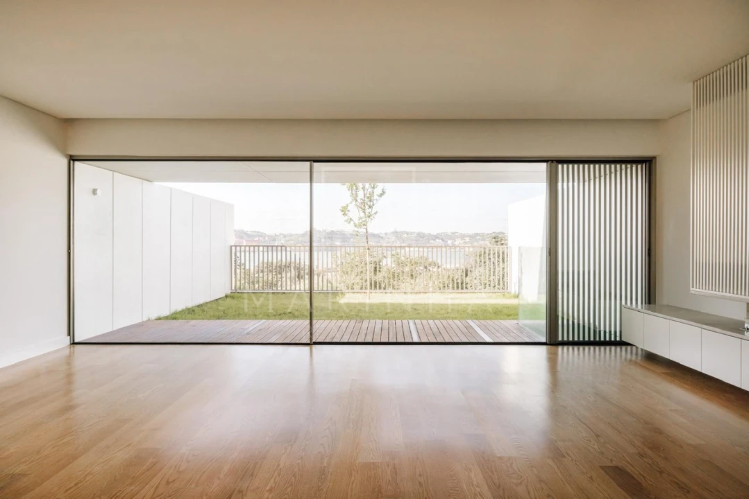 Moradia T4 para Venda em Alcantara Foto 2