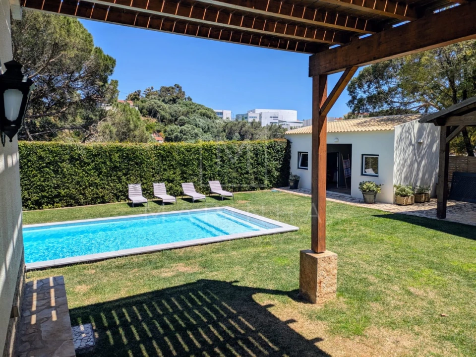 Moradia T7 para Venda em Cascais e Estoril Foto 2