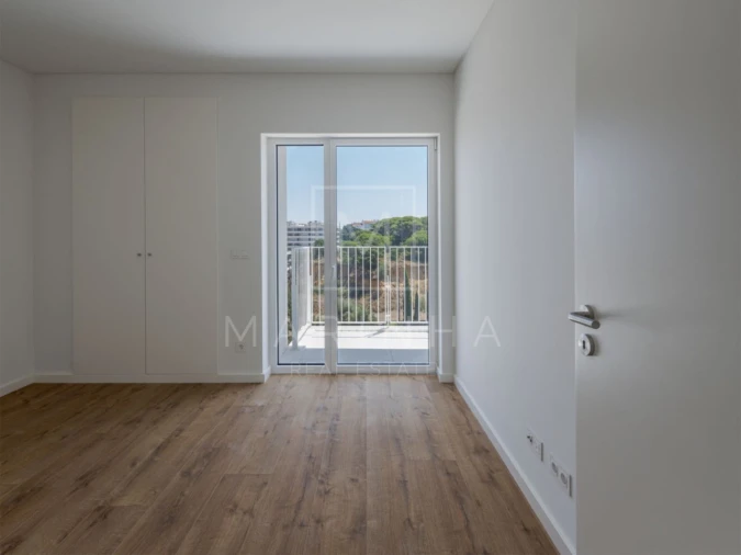 Apartamento T3 para Venda em Seixal, Arrentela e Aldeia de Paio Pires Foto 8