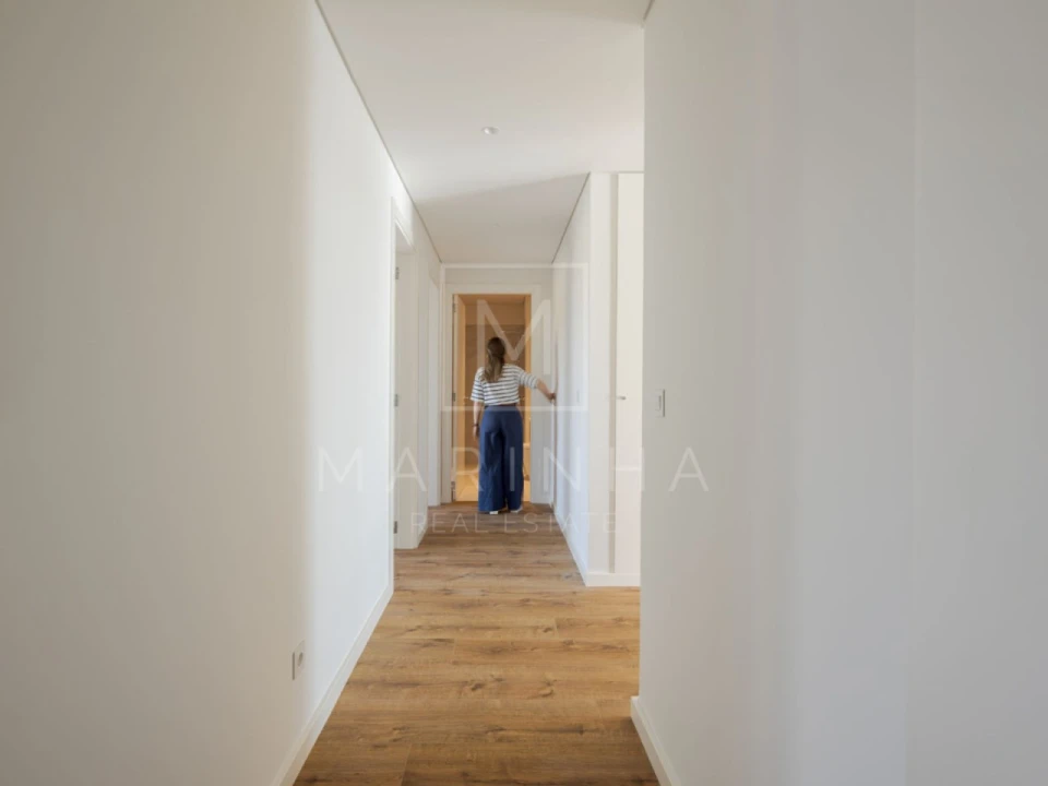 Apartamento T3 para Venda em Seixal, Arrentela e Aldeia de Paio Pires Foto 6