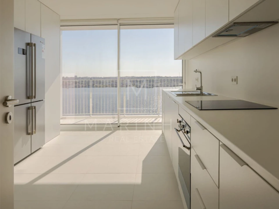 Apartamento T3 para Venda em Seixal, Arrentela e Aldeia de Paio Pires Foto 10