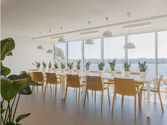 Apartamento T3 para Venda em Seixal, Arrentela e Aldeia de Paio Pires Foto 16