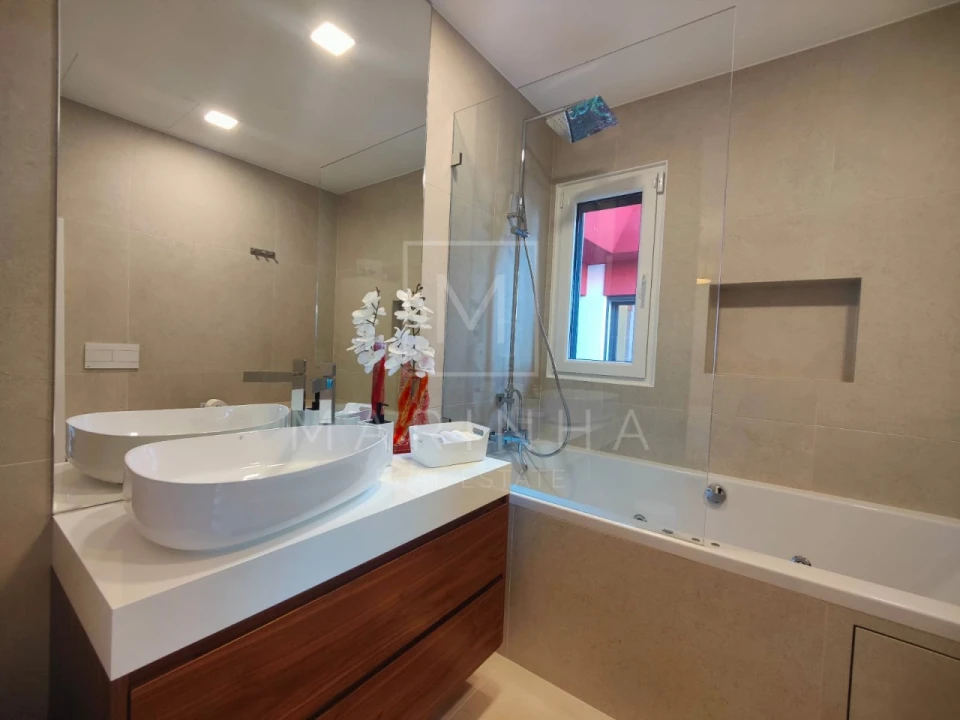 Moradia T5 para Venda em Cascais e Estoril Foto 12