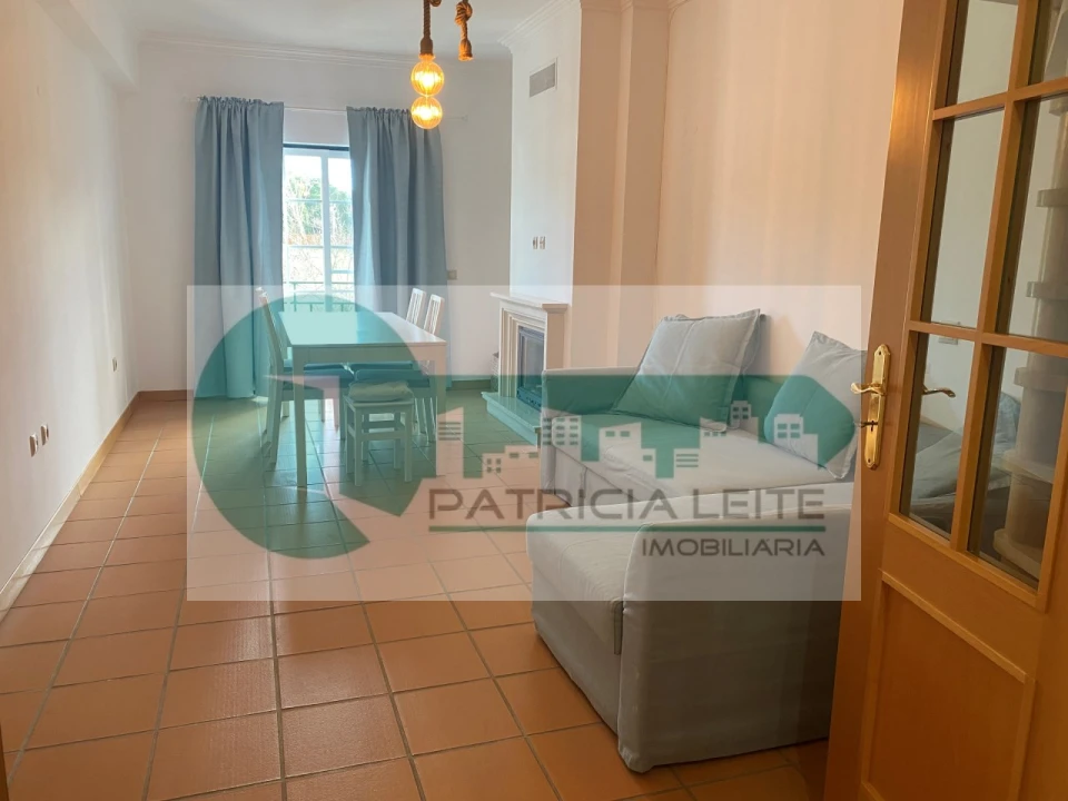Apartamento T2 para Arrendamento em Moita Foto 3