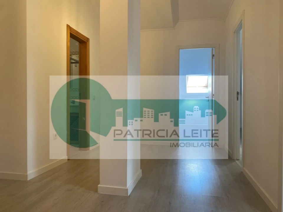 Apartamento T2 para Arrendamento em Moita Foto 23