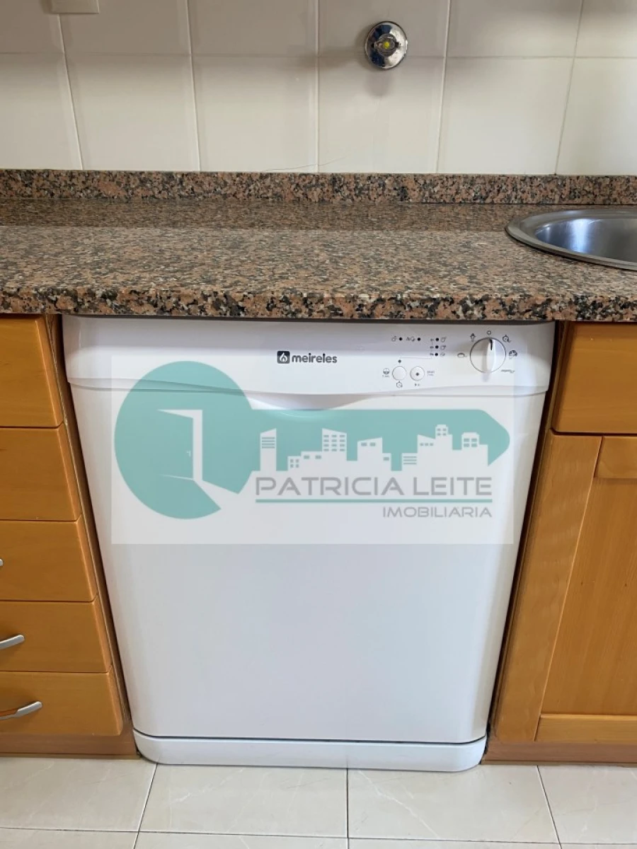 Apartamento T2 para Arrendamento em Moita Foto 8