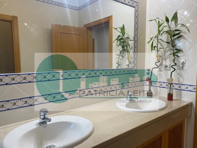 Apartamento T2 para Arrendamento em Moita Foto 15