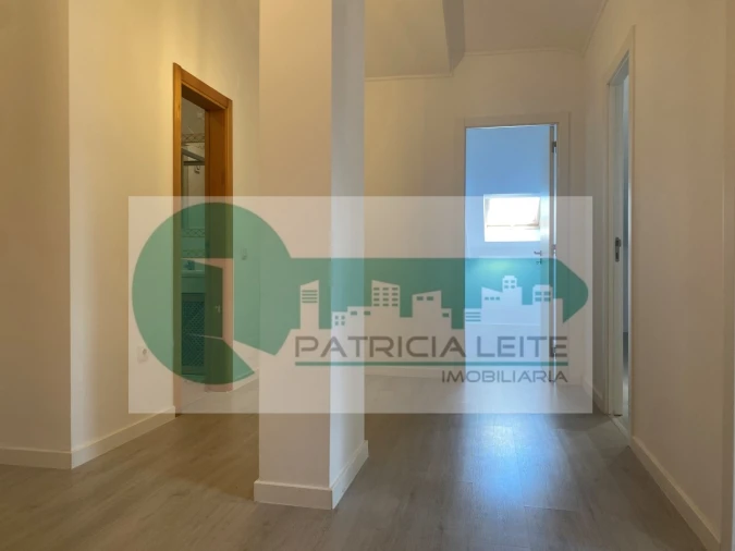 Apartamento T2 para Arrendamento em Moita Foto 23