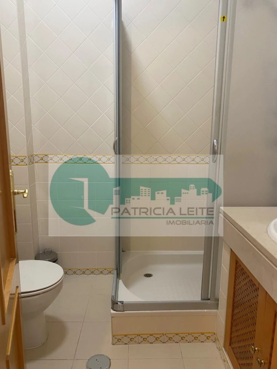 Apartamento T2 para Arrendamento em Moita Foto 24