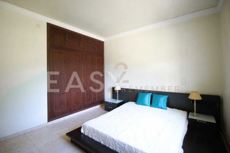 Moradia T5 para Venda em Silves Foto 31