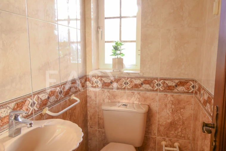 Moradia T5 para Venda em Silves Foto 42