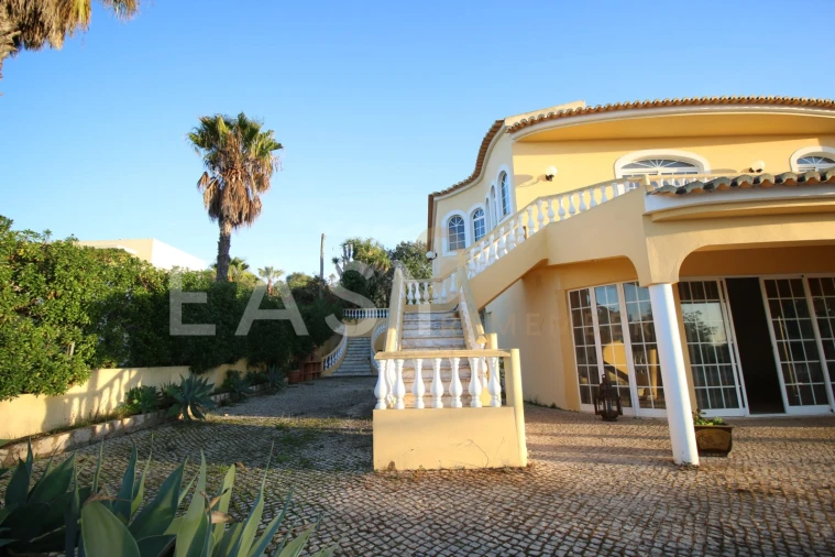 Moradia T5 para Venda em Silves Foto 17