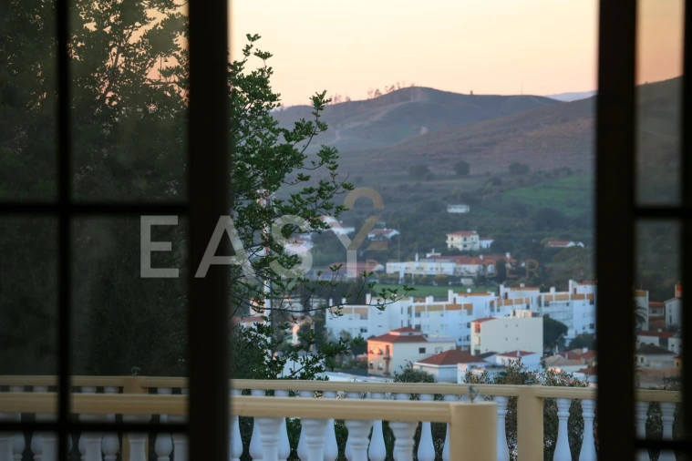 Moradia T5 para Venda em Silves Foto 39