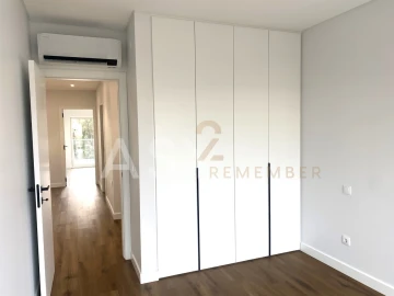 Apartamento T3 para Venda em Albufeira e Olhos de Água