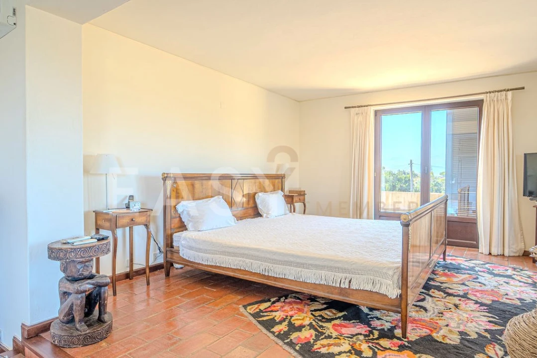 Moradia T7 para Venda em Guia Foto 27