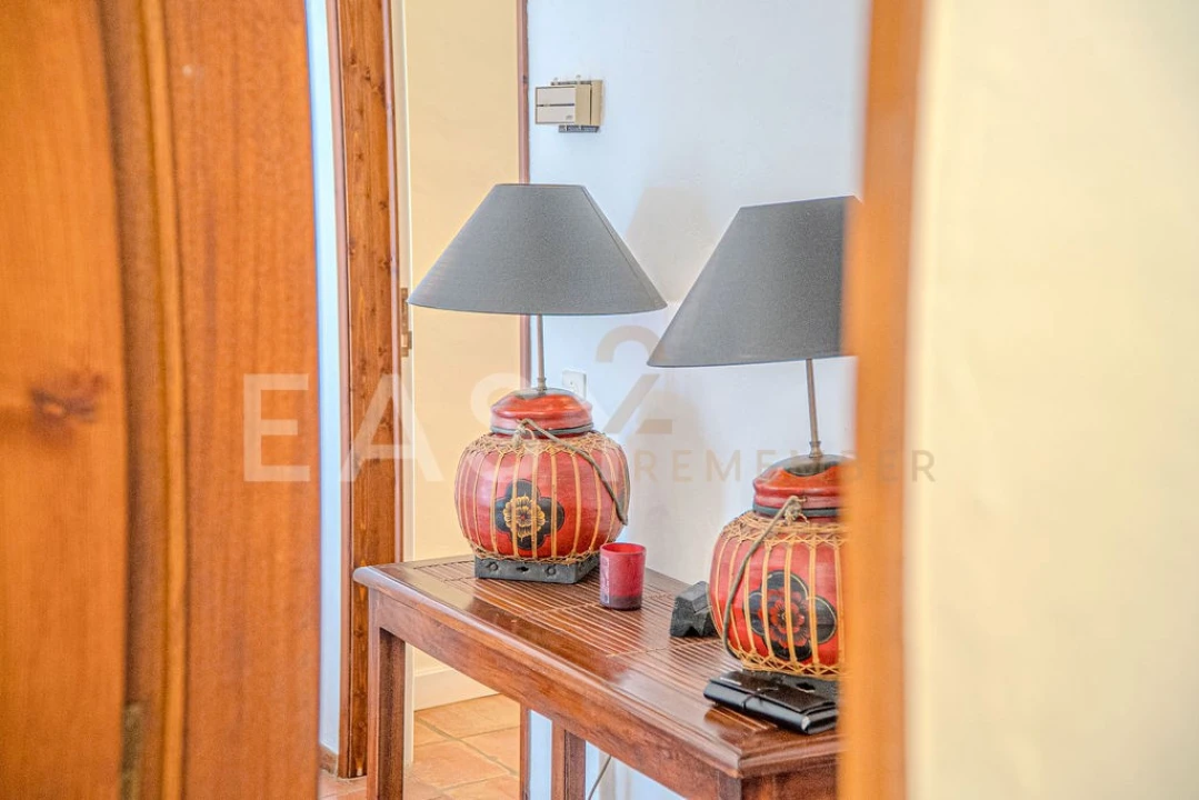 Moradia T7 para Venda em Guia Foto 79