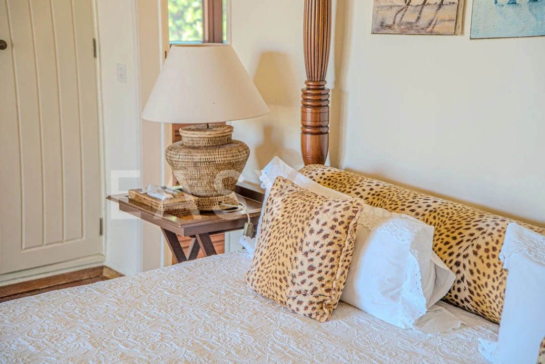 Moradia T7 para Venda em Guia Foto 91