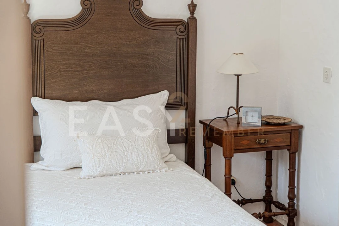 Moradia T7 para Venda em Guia Foto 111