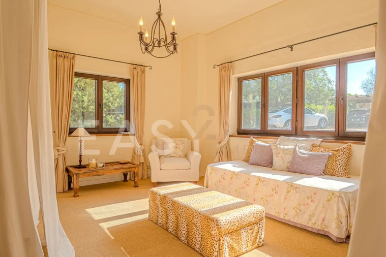 Moradia T7 para Venda em Guia Foto 11