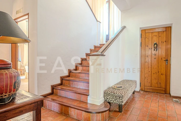 Moradia T7 para Venda em Guia Foto 18