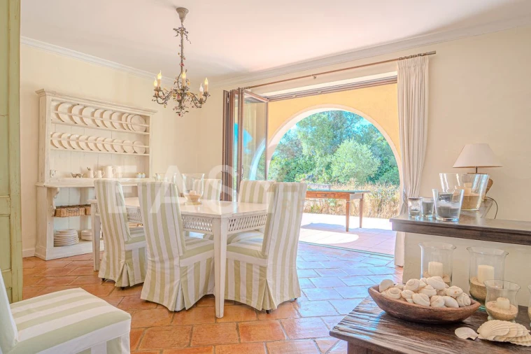 Moradia T7 para Venda em Guia Foto 19